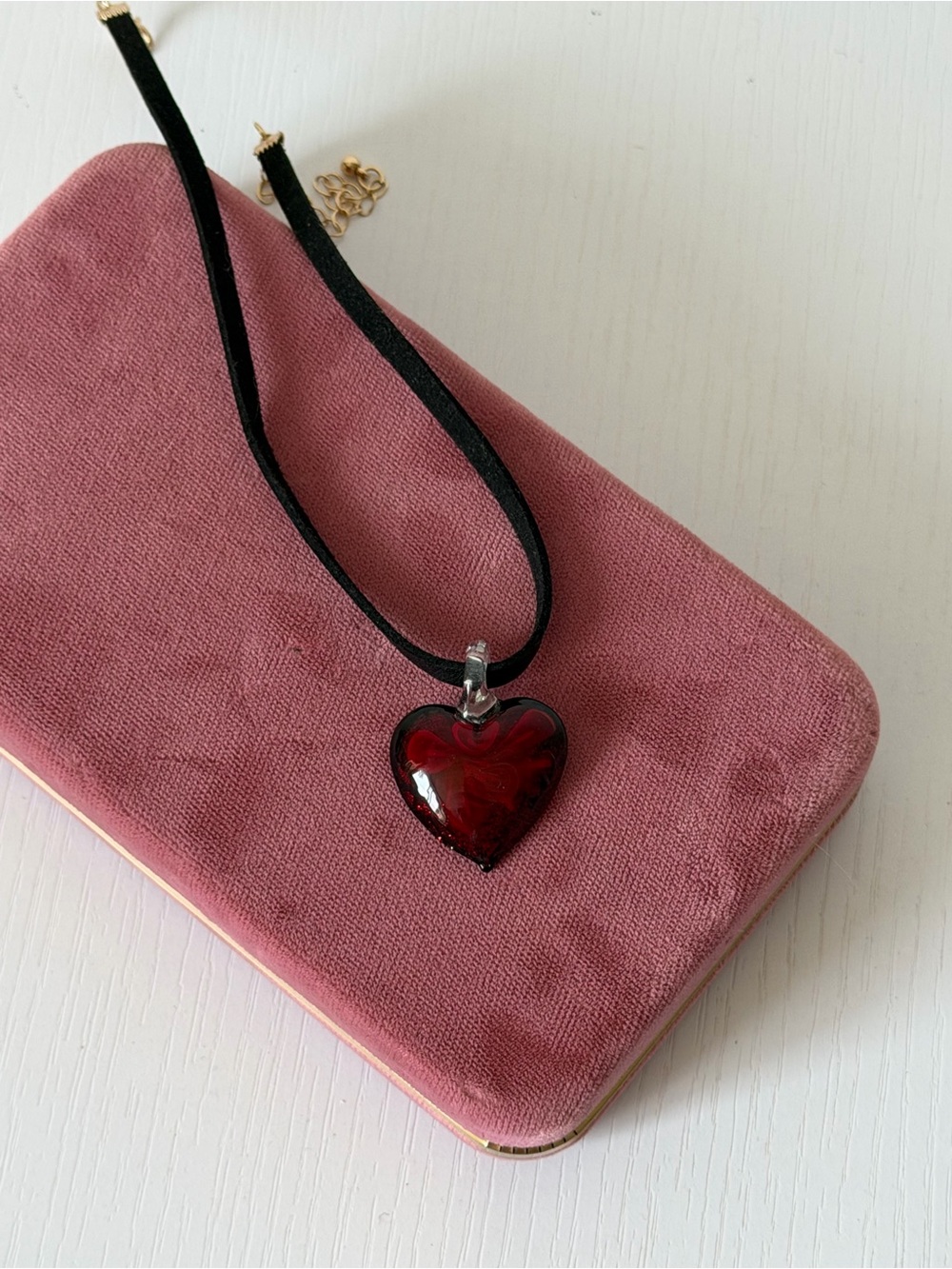 Murano Glass Red Heart Choker Necklace – Leather Cord